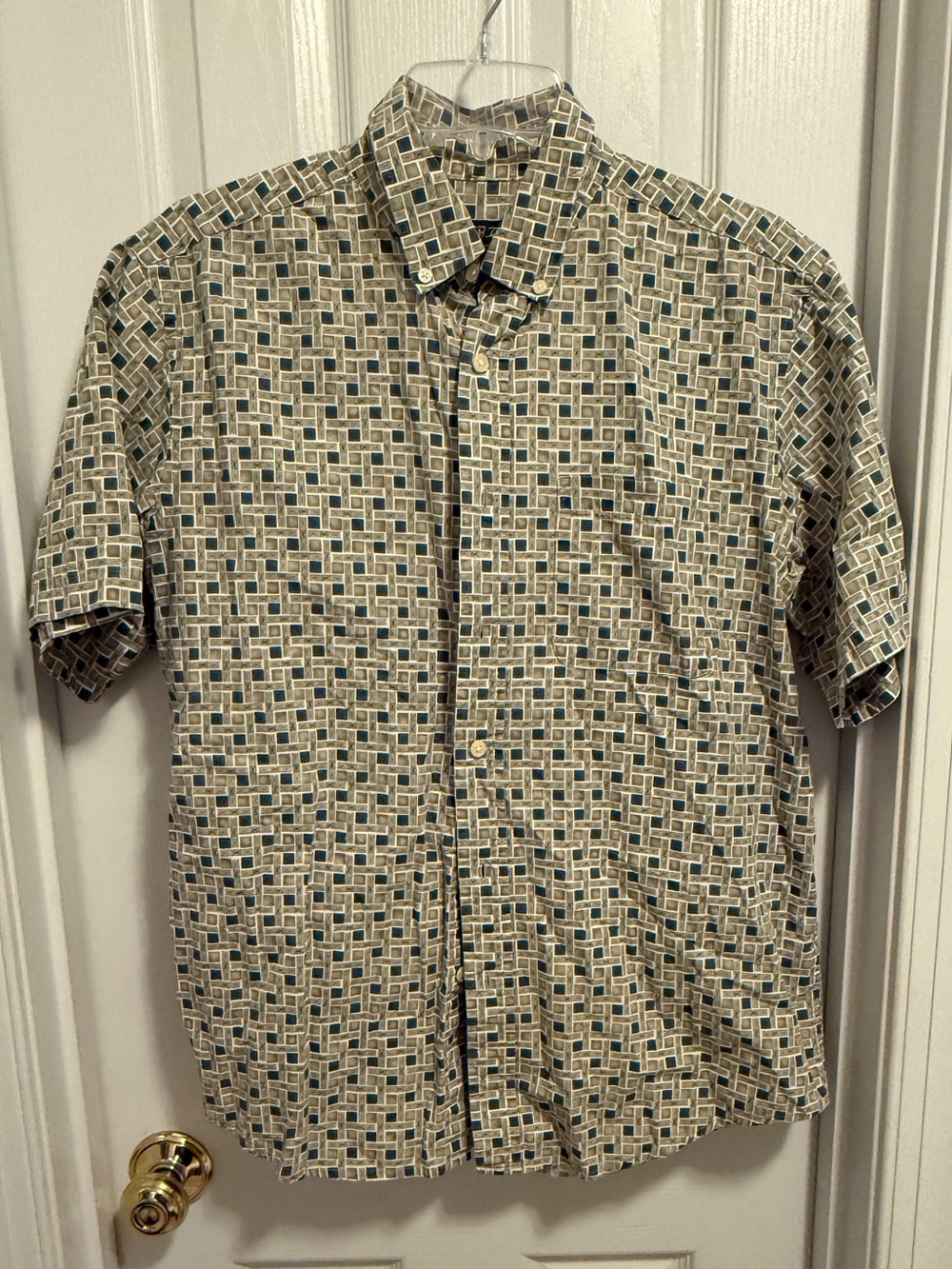 David Taylor Short-Sleeve Button-Down Shirt in Beige and Teal Geometric Print